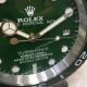 1-1 Replica Rolex Submariner Table Clock - Green Bezel (6)_th.jpg
